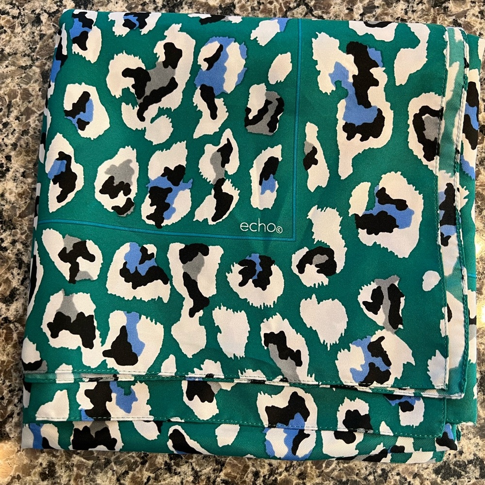 Echo Scarf 35in x 35in
